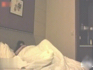 她只是在收衣服，却不小心撞见姐姐在卧室缠绵，眼中泛起水光=全集免费电影完整版=亚洲国产中文在线有精品