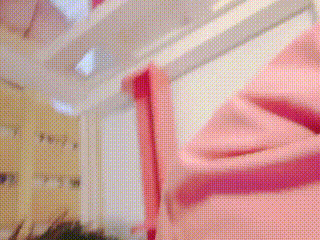 录音笔反复播放着走廊里丈母娘的呻吟，那是被压在沙发上时留下的声音，完全沉浸在快感中_免费完整版BD在线观看_日韩另类AV网AV