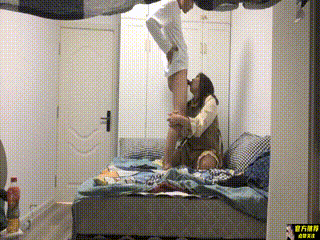 直播事故曝光：东洋女主播在电车内的列车车厢被按摩棒玩弄阴道，羞耻与兴奋交织，番号明确-午夜黄色成人网站-33eee依依电影