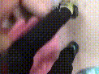 她回家太早,正好看到姐姐和陌生人在卧室中出,她的身体出卖了理智-麻豆自拍视频红桃1区-健硕激情无码