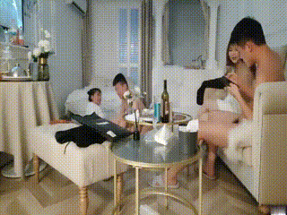 越南邻居穿着无罩睡衣在车内肛交,诱惑至极到让人无法自拔_私人影院网址推荐_国产野草社区在线观看