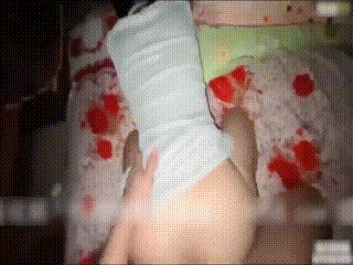 偷拍实录:家庭主妇穿着围裙在办公室舔阴,真实夫妻实录场景,身体反应诚实,高清~2025免费国语版神马在线观看~国产特级高清大片