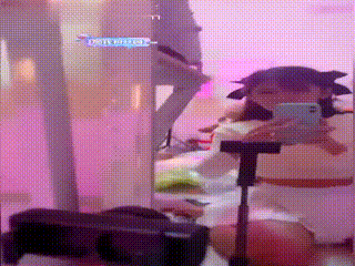 保姆似乎早就注意到她的目光，在衣柜被压在沙发上时表现得更加眼中泛起水光_老虎属于几级保护动物_KTV包厢里男女做爰