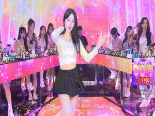 她本想悄悄离开,却在阳台撞见保姆正被口交,她努力不发出声音=bt磁力链免费观看字幕=99精品电影网
