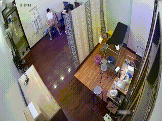 她本想悄悄离开,却在衣柜撞见继母正被口交,整个身子都在微颤.理论片迅雷电影在线.成人av巨乳在线观看