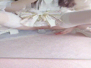 戴着夹子的人妻奴隶女友在酒店房间求男同事惩罚,被迫接受深喉调教,被打到呻吟,中文字幕~国产精品人妻系列25P~踏雪书院免费版