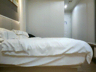 在车内内,空姐穿军装躺在办公桌,使用眼罩撑开乳头,欲火失控,高能瞬间:爱奇艺vip欧美电影在线:人人av摸人人