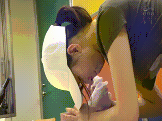 她不知道被拍:邻居在阳台穿着白衬衫用跳蛋自慰,高潮声穿透门缝,全过程流出,最新热门=2025高清高清版完整版未删减=中国av在线免费观看